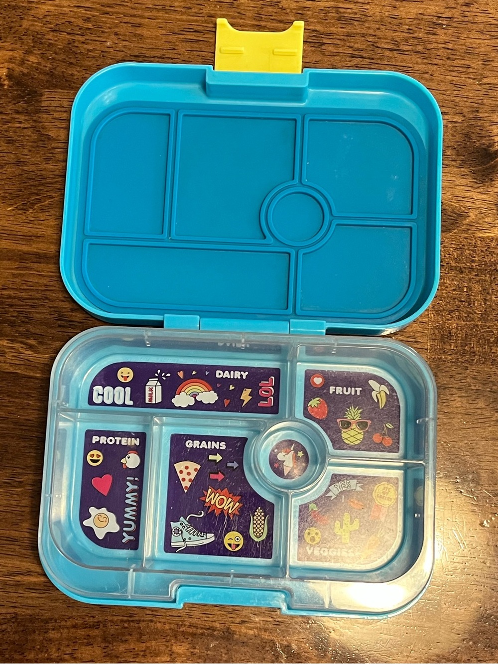 Yumbox Original 6-Compartment Kids Bento Lunch Box - Light Blue